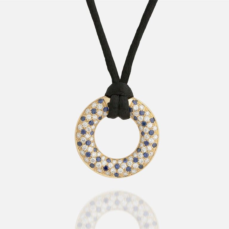 Pendente em ouro com diamantes e safiras azuis coleção fancy da Leitão & Irmão