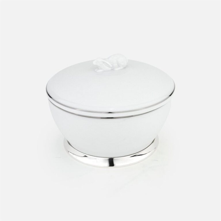 caixa Riscada em porcelana biscuit e prata tampa lebre da Leitão & Irmão