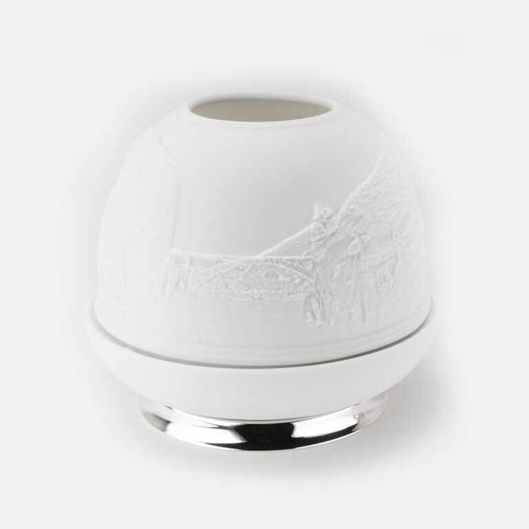 Porta velas em porcelana biscuit e prata motivo Douro da Leitão & Irmão