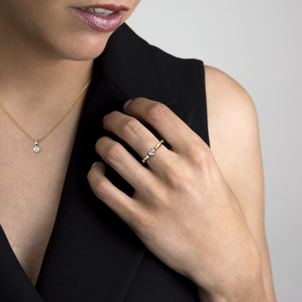 Anel 3 em 1 memory jewels em ouro e diamantes da Leitão & Irmão