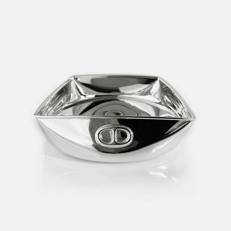 Taça em prata com motivo elo náutico em relevo da leitão & Irmão