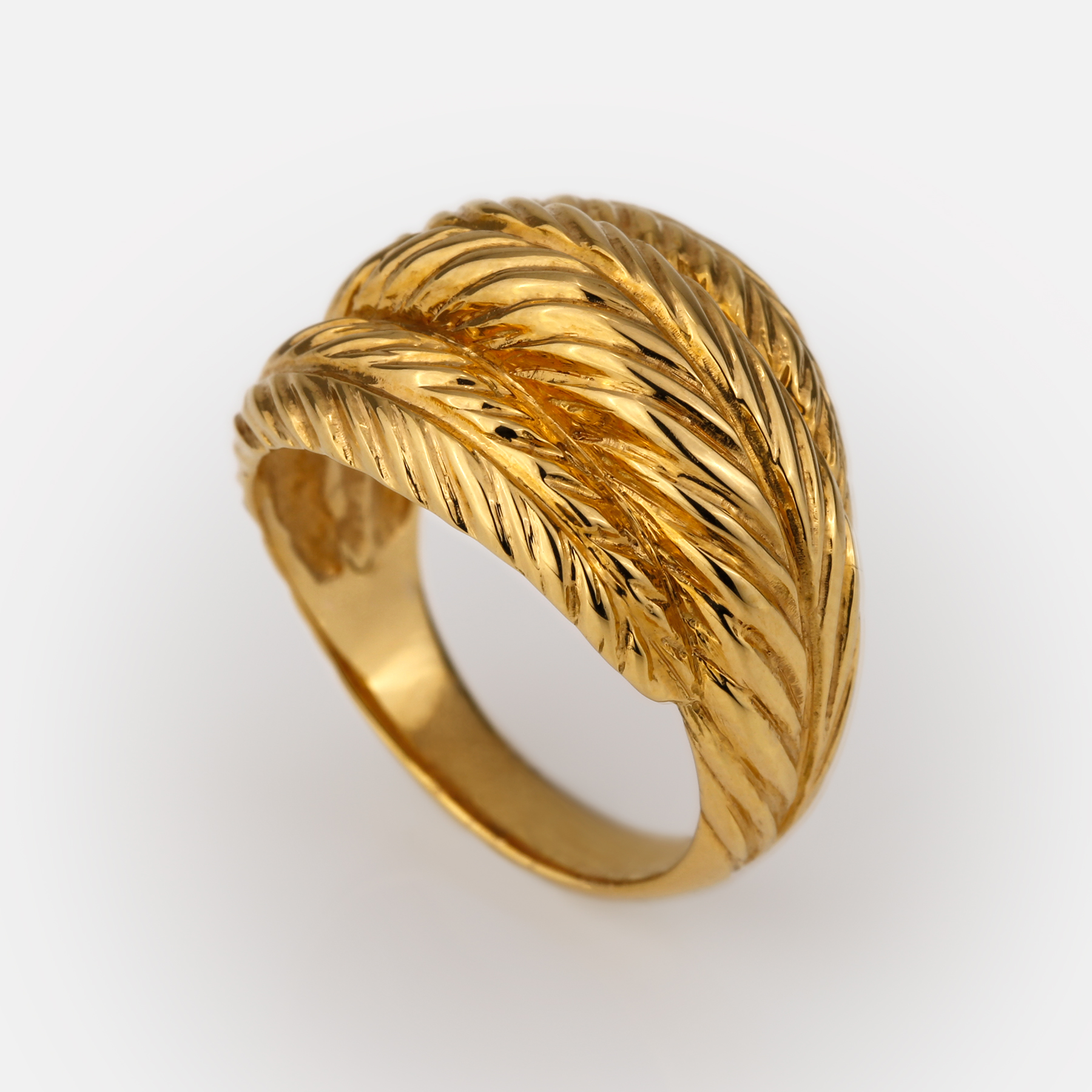 Anel plumas em ouro amarelo da Leitão & Irmão