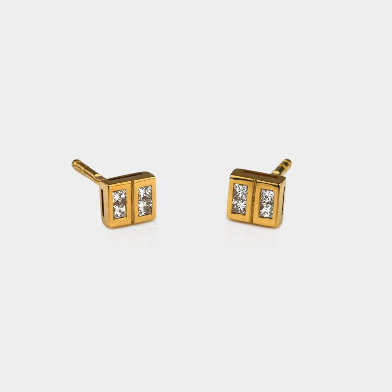 Par de brincos quadrados em ouro e diamantes modelo retângulo da Leitão & Irmão