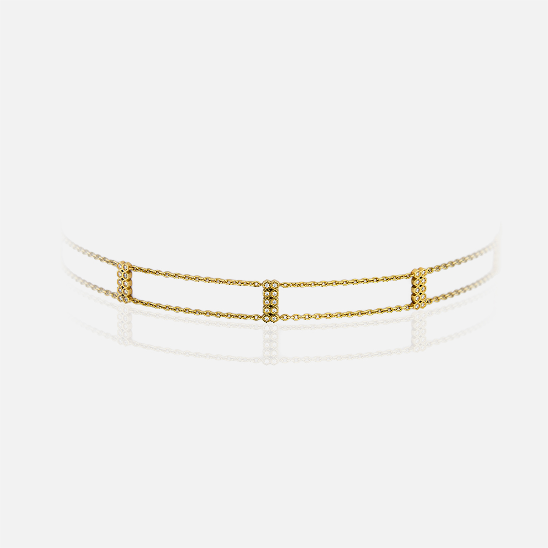 Fecho choker em ouro e diamantes da Leitão & Irmão x Débora Montenegro