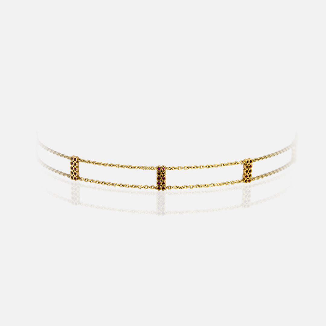 Fecho choker em ouro e rubis da Leitão & Irmão x Débora Montenegro