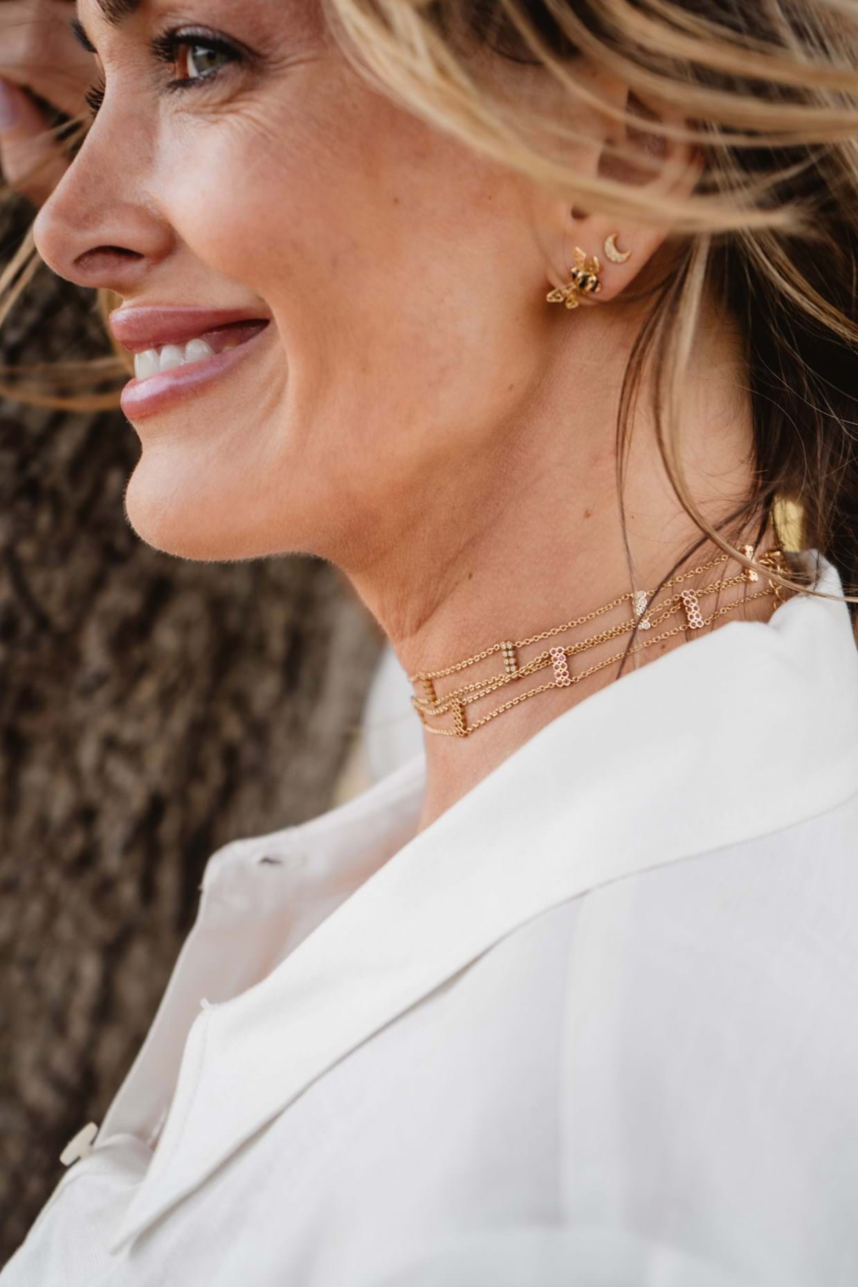 fotografia de modelo e co-criadora de uma das coleções da casa Leitão.