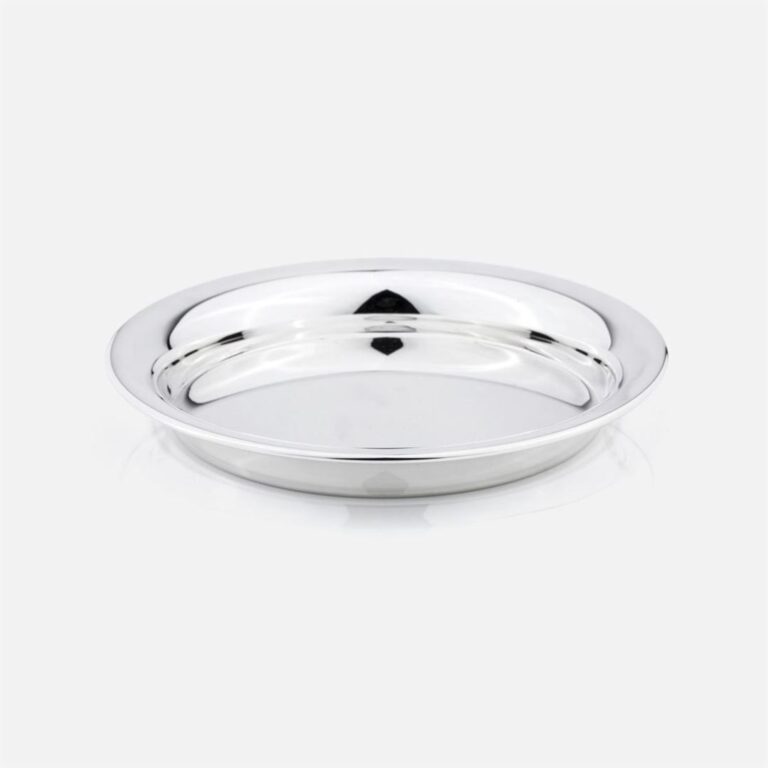 Salva redonda em prata da Leitão & Irmão.