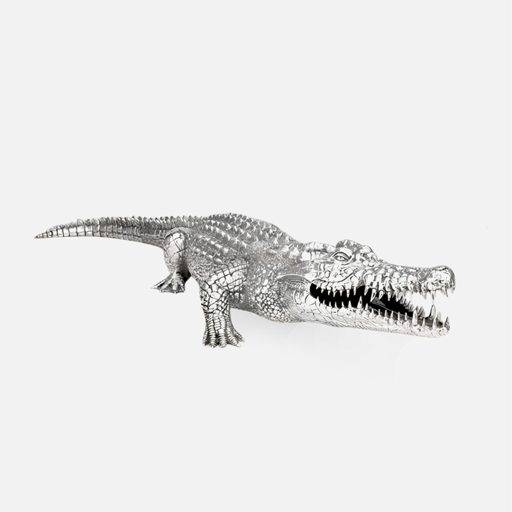 Crocodilo de Chelas com boca aberta em prata da coleção excecionais da leitão & Irmão