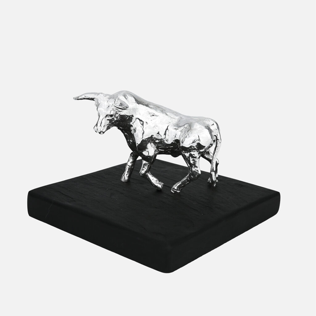 Touro Bravo Bonito em prata da Leitão & Irmão