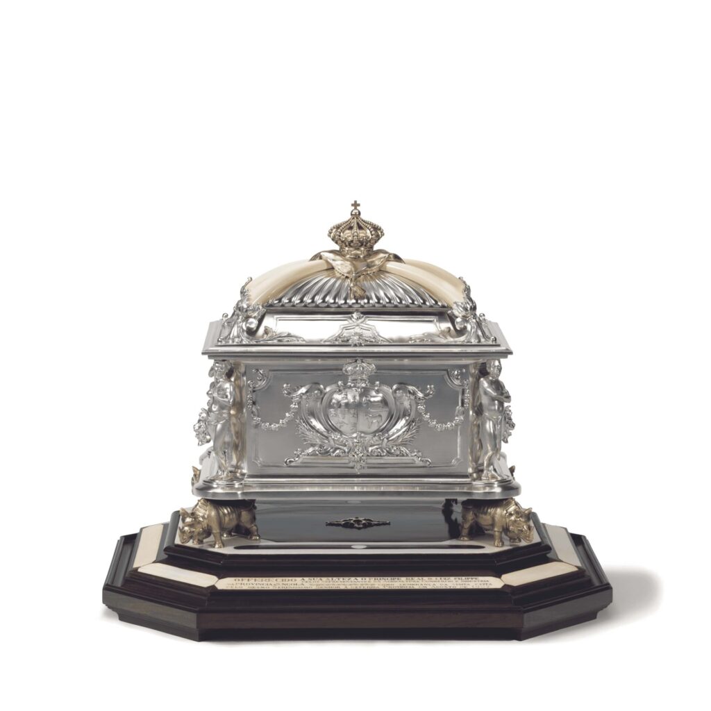 Cofre da Cidadania em prata da Leitão & Irmão