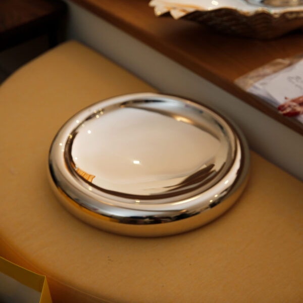 Taça bojudas grande em prata